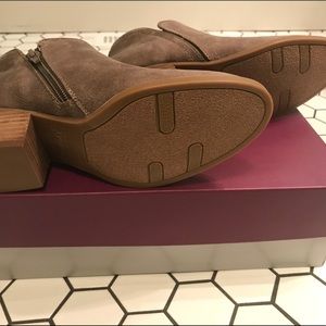 fergie bianca bootie